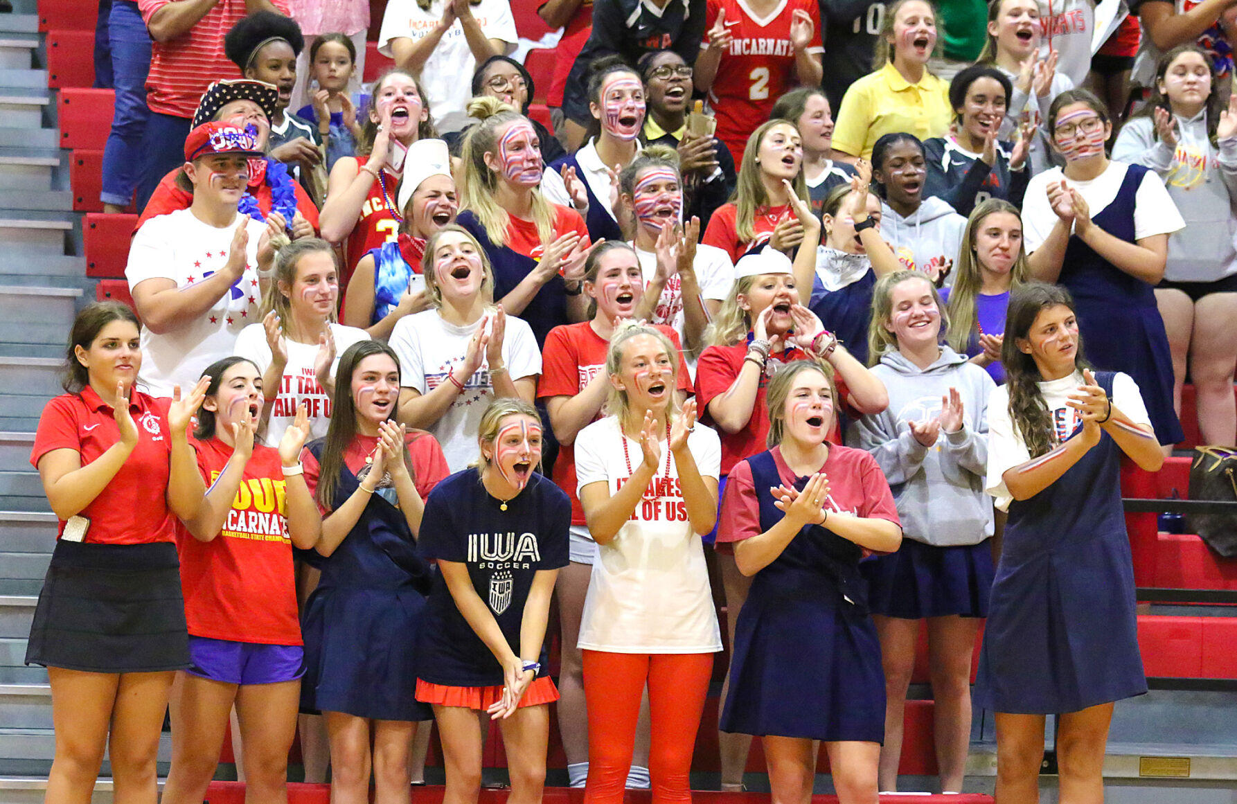 Incarnate Word vs. Lutheran St. Charles girls volleyball